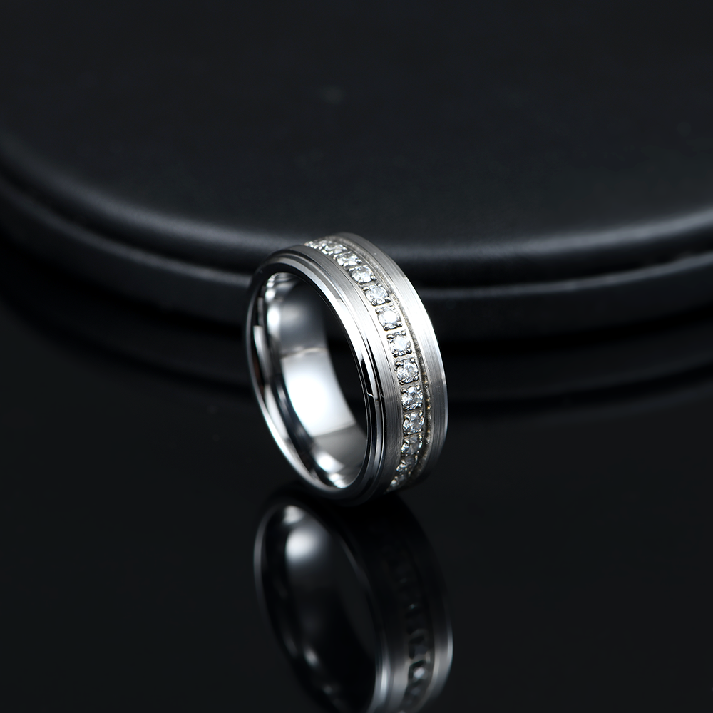 CAHCH DIAMOND 8MM TUNGSTEN RING